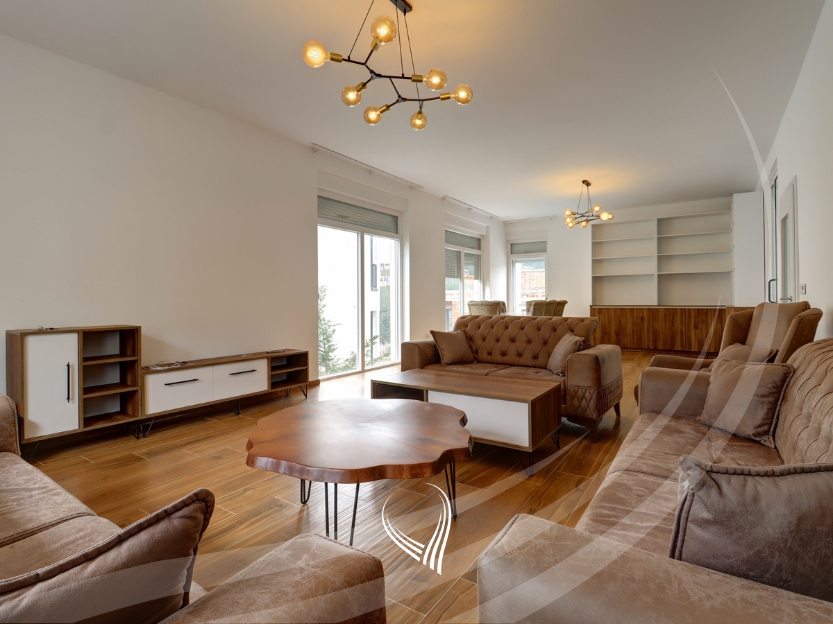 Shtëpi qira në lagjen Sofalia 2