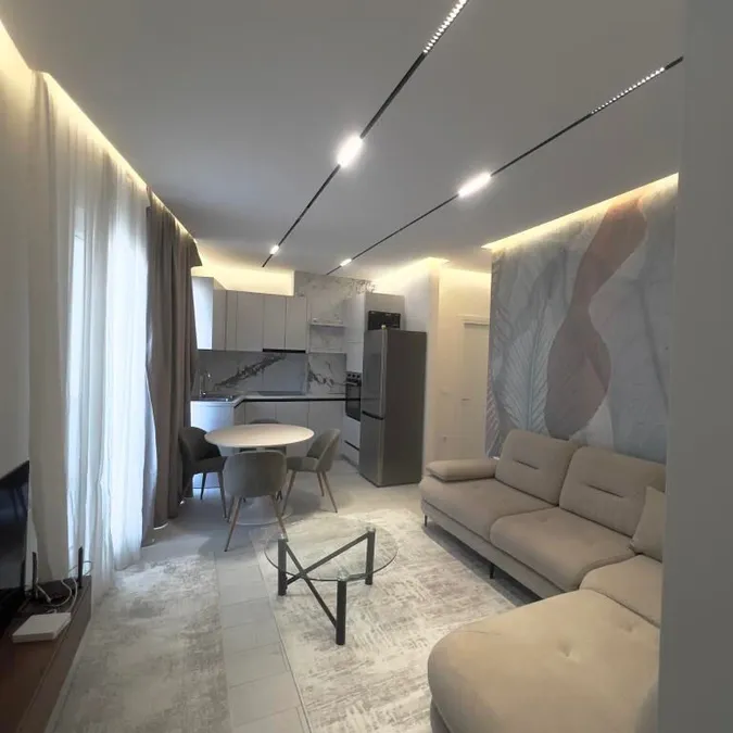 Shitet Apartament - River Residence