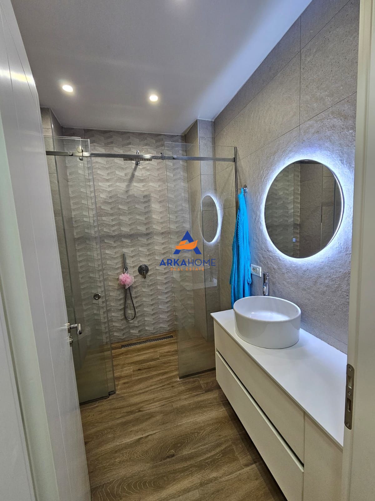 SHITET APARTAMENT 2+1+BALLKON 5