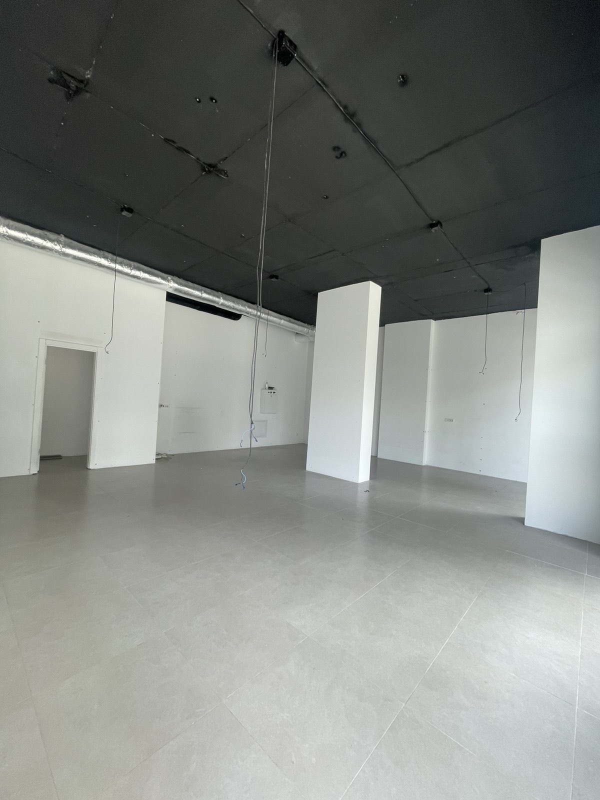 Lokal me QIRA - Rruga B 2