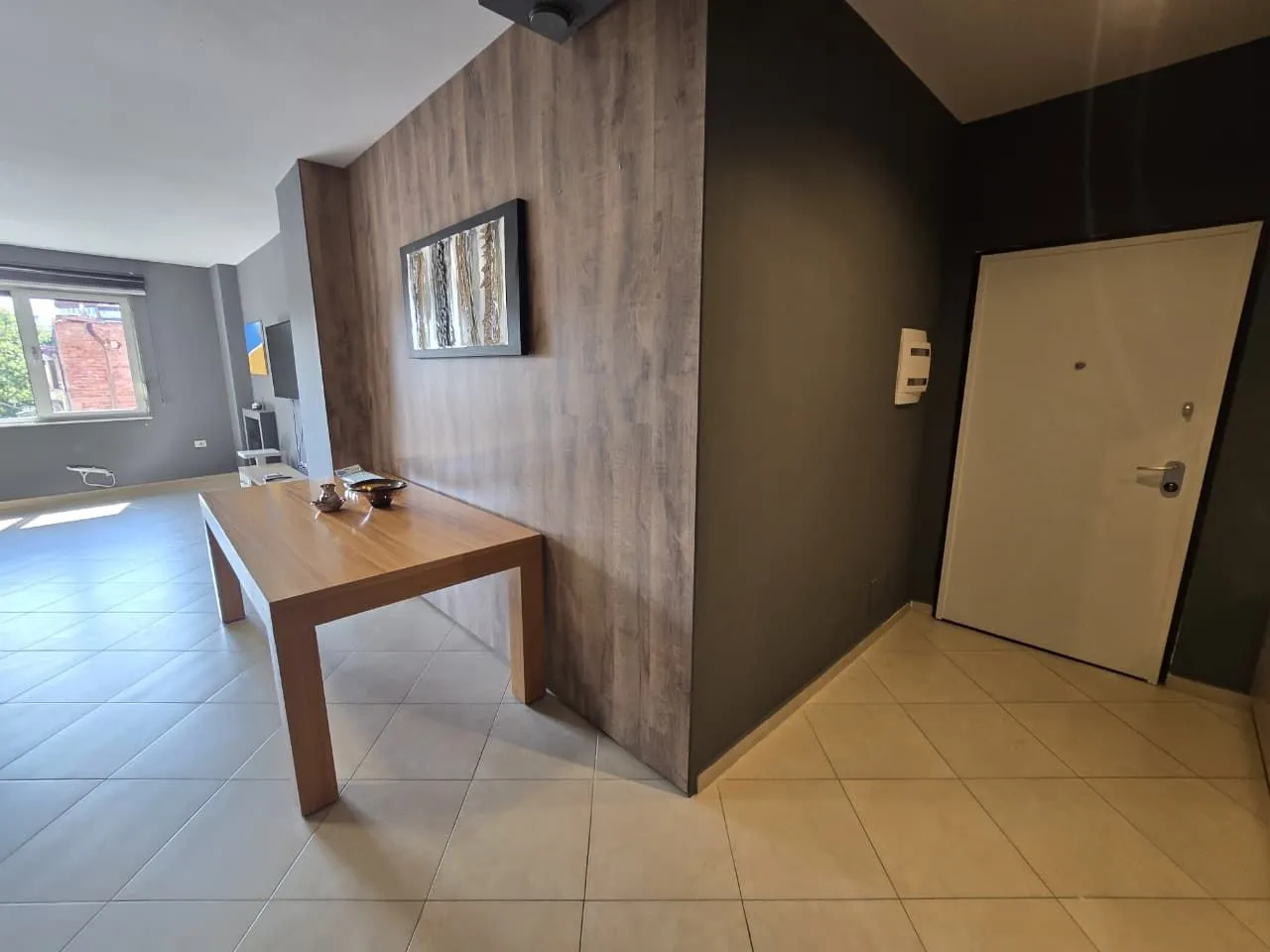 Apartament me qira Qendër 2