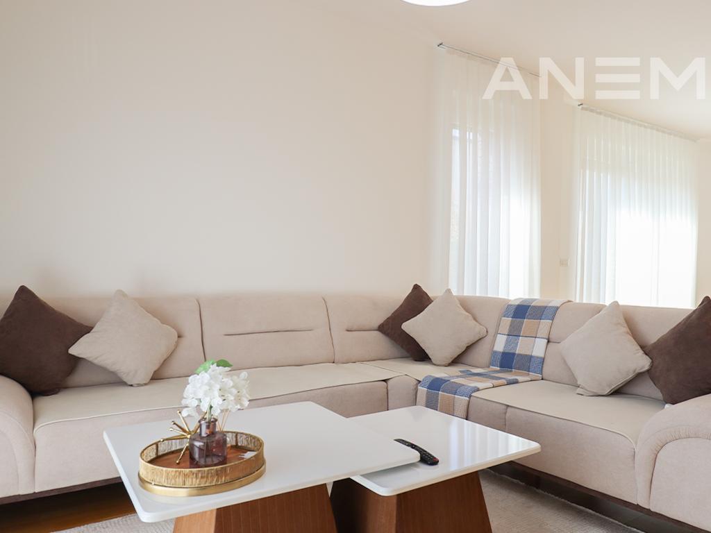 Shtëpi me qira me 3 dhoma gjumi në lagjen Priam 2