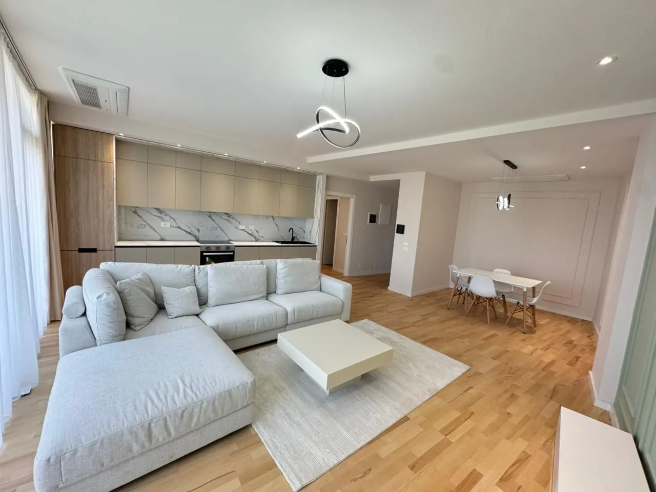 Apartament me qira 5