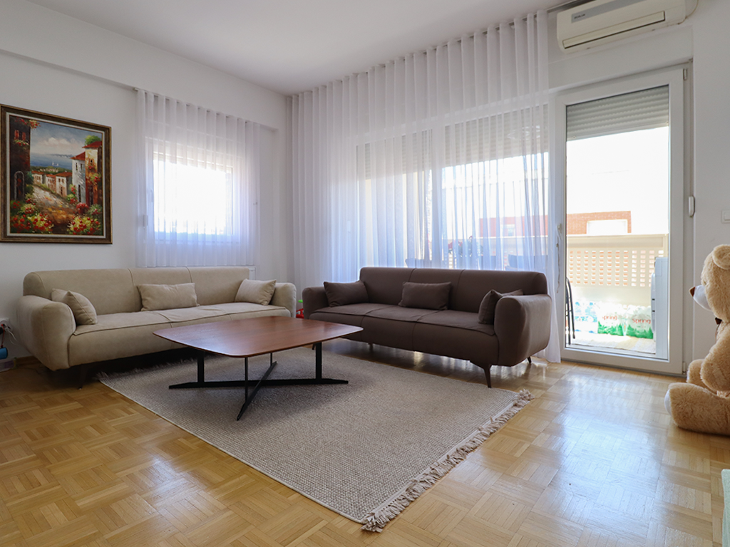 Banesë në shitje 85m² në lagjen Mati 1