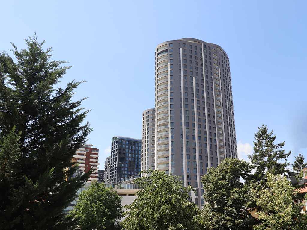 Banesë në shitje 186m² në Pejton