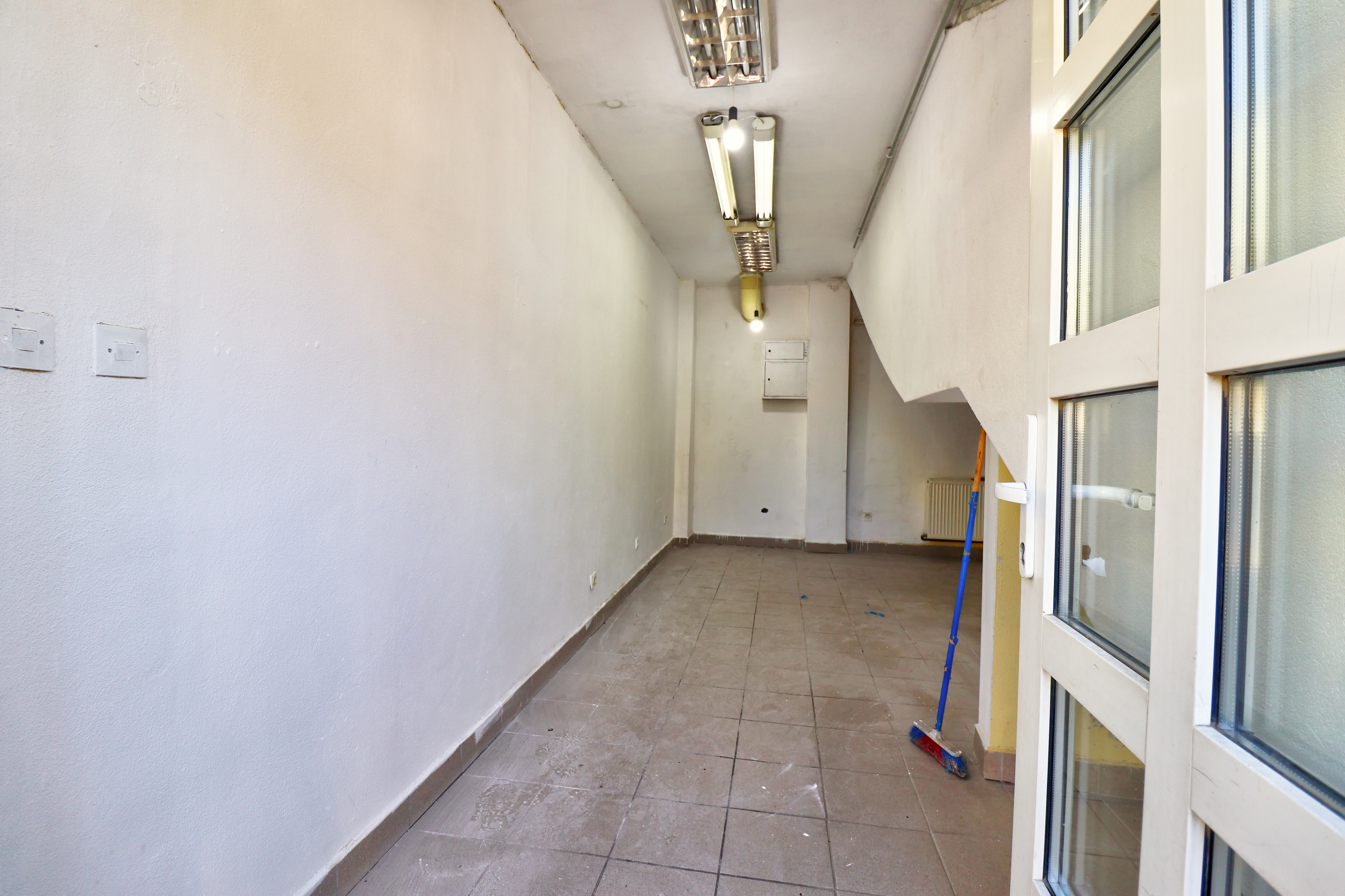 Lokal në shitje 20m2 në Dardani (te Kroi i Bardhë)