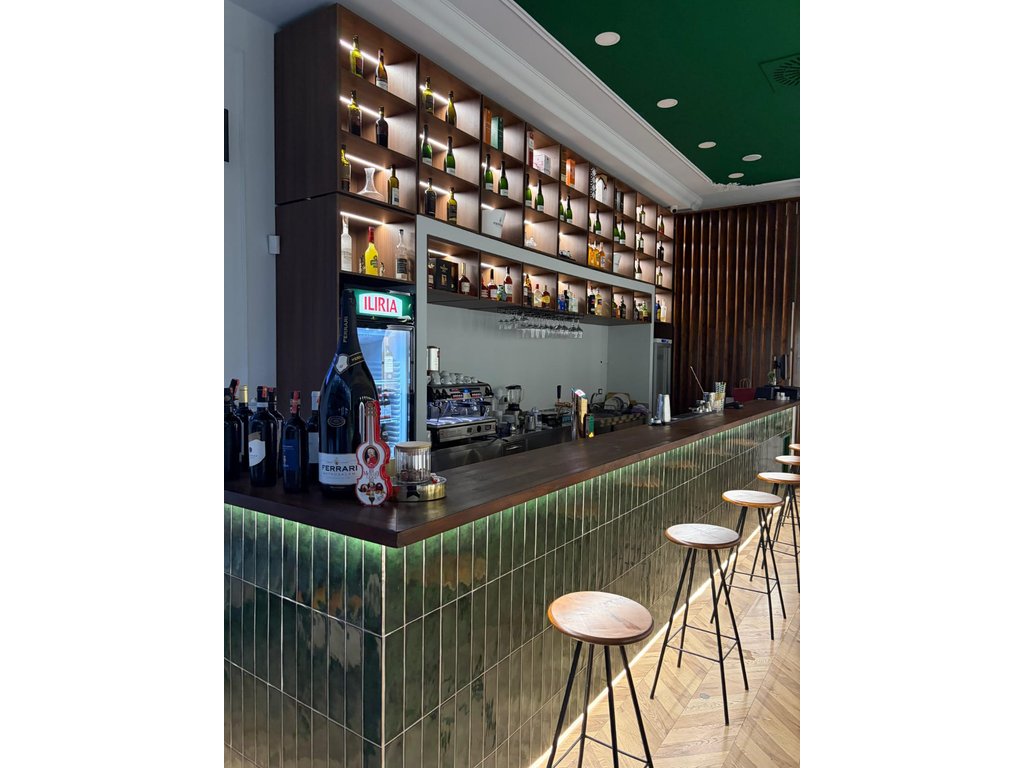 JEPET ME QIRA AMBIENT BIZNESI – I INVESTUAR PËR BAR & RESTORANT