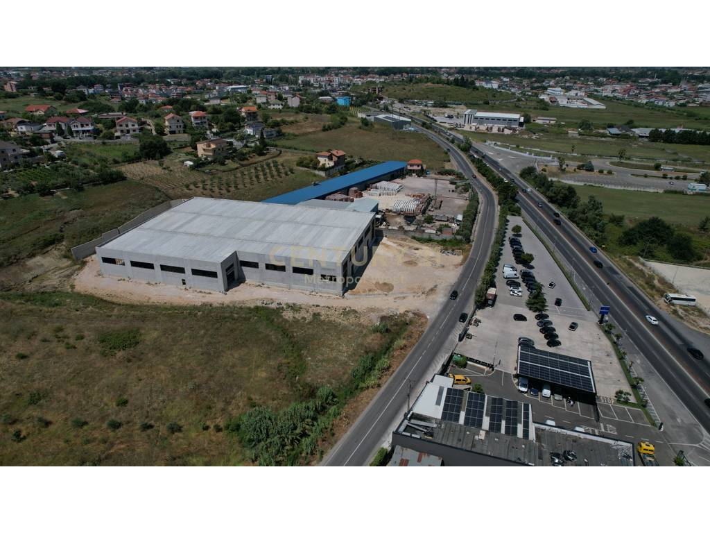 Objekt Industrial Premium për Shitje – Sukth, pranë Autostradës